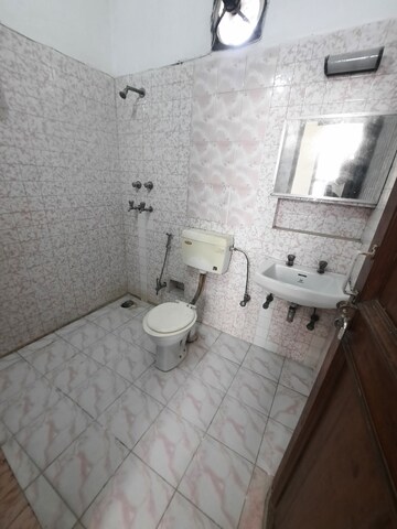 Bathroom in 3 BHK Builder Floor at Malviya Nagar – for Rent