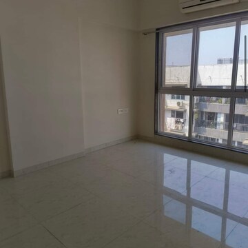 Room in 1 BHK Apartment at Omkar Signet, Kasam Baug – for Rent
