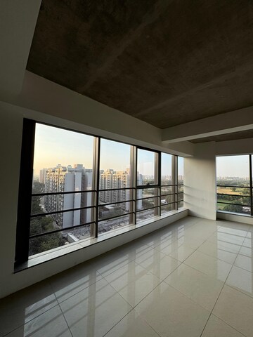 Room in  Office Space at Swati Trinity, Shela – for Rent