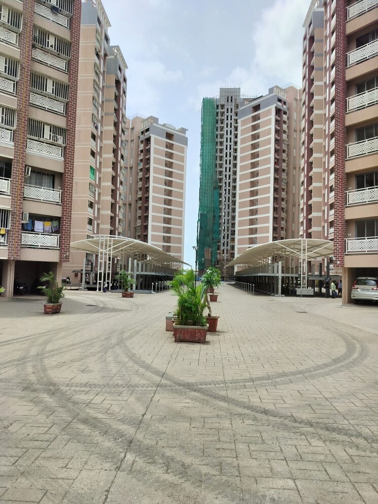 Exterior View, lodha-panacea-phase-2 2 Bedroom 620 Sq.Ft. Apartment In Dombivli East Thane 8758431