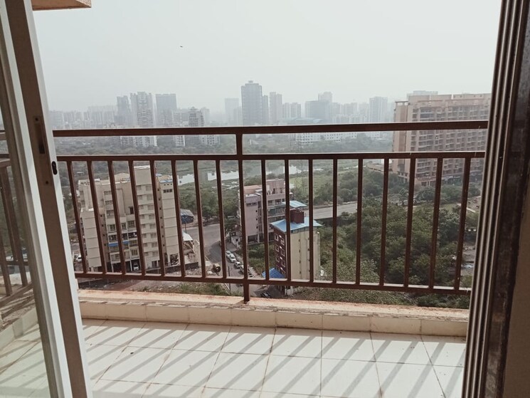 Balcony, kharghar sector 36 4 Bedroom 3013 Sq.Ft. Apartment In Kharghar Sector 36 Navi Mumbai 8758442