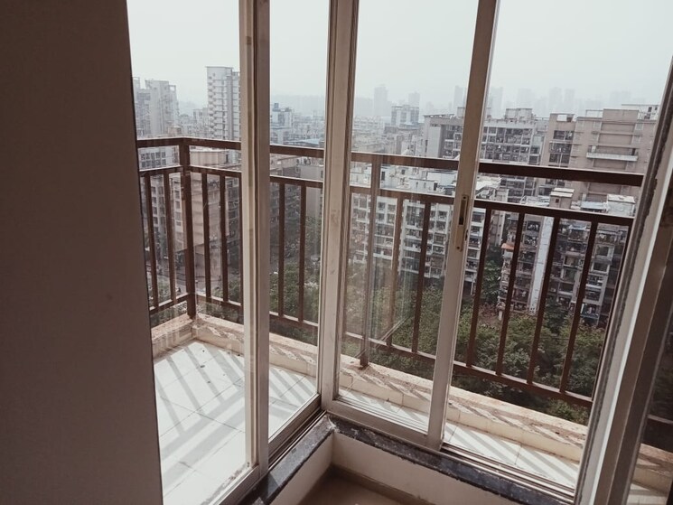 Balcony, kharghar sector 36 4 Bedroom 3020 Sq.Ft. Apartment In Kharghar Sector 36 Navi Mumbai 8758516