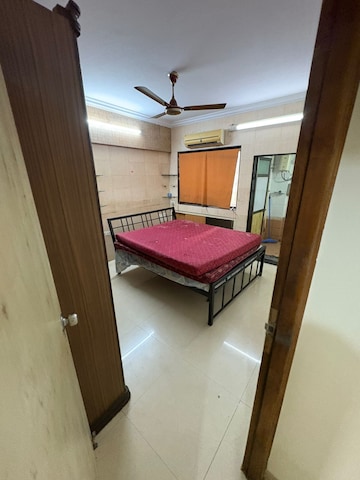 Kitchen in 2.5 BHK Apartment at Pratik Apartments Andheri, Andheri West – for Rent