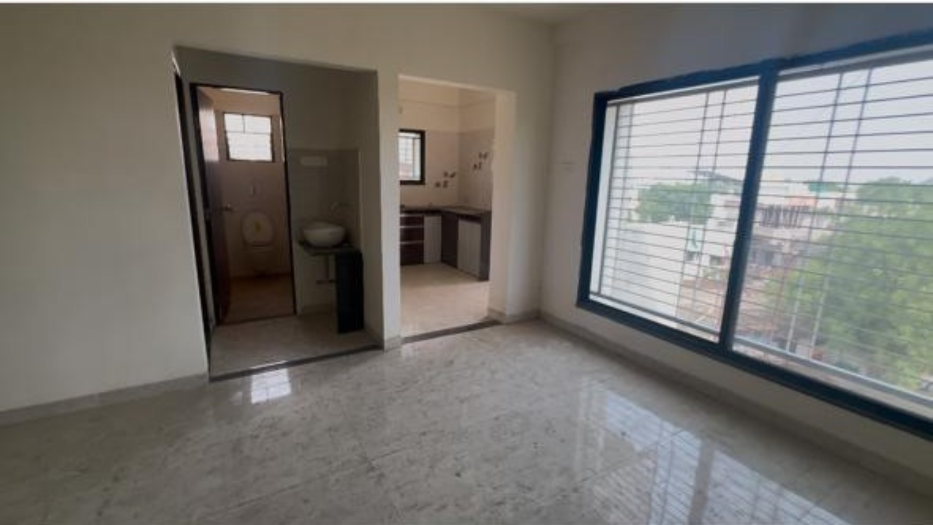 2 BHK Apartment For Sale in Shravam Society