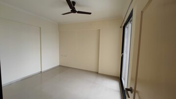 Room in 4 BHK Apartment at Kharghar Sector 36 – for Sale