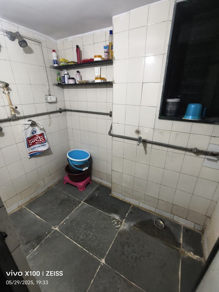 Bathroom, chavandai-complex 1 Bedroom 600 Sq.Ft. Apartment In Kalwa Thane 8758739