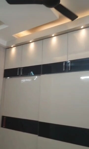 Furnished Amenities in 2 BHK Apartment at Niti Khand I – for Sale
