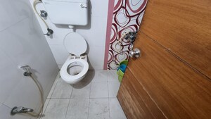Bathroom in 2 BHK Apartment at Poonam Estate Cluster I, Mira Road – for Sale