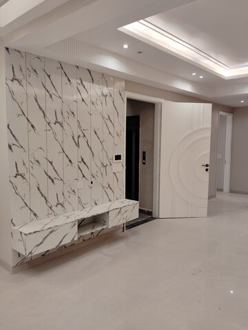 Building Lobby in 3 BHK Builder Floor at Sector 4 – for Sale