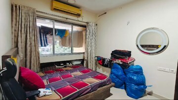 Bedroom in 5 BHK Apartment at Lodha Aqua, Mira Road – for Sale