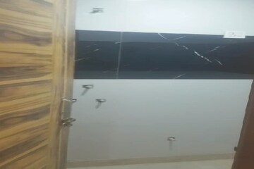 Furnished Amenities in 2 BHK Builder Floor at Vrindavan Garden – for Sale