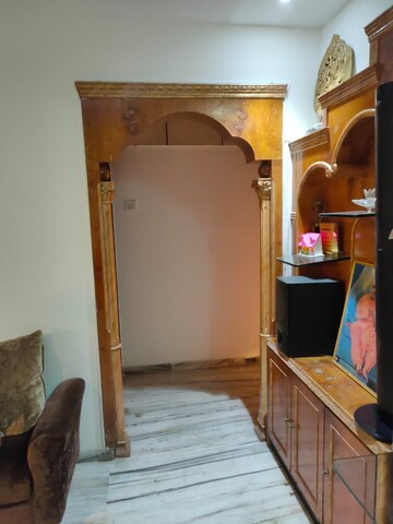 Furnished Amenities in 3 BHK Apartment at Raheja Solitaire, Goregaon West – for Rent