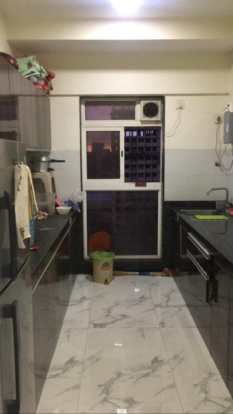 Team Area, hi-sky-adcon-meridian 2 Bedroom 689 Sq.Ft. Apartment In Santacruz East Mumbai 8759103