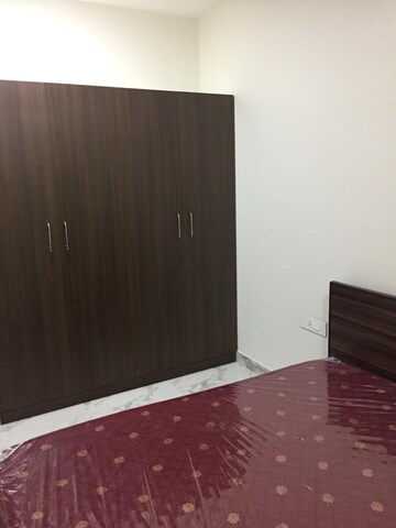 Room in 2 BHK Apartment at Hi Sky Adcon Meridian, Santacruz East – for Rent