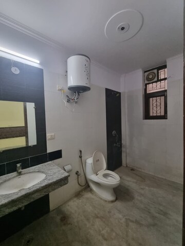 Bathroom in 3 BHK Apartment at Abhinav Apartment Baner, Baner – for Sale