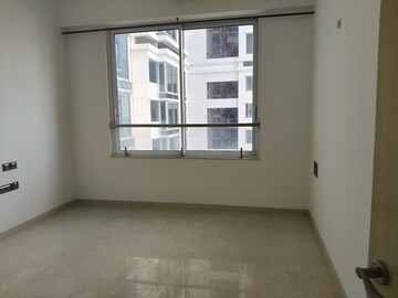 Master Bedroom in 3.5 BHK Apartment at Marathon Monte South, Byculla West – for Rent