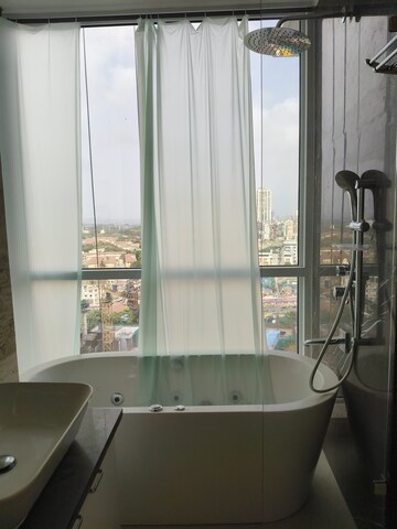 Attached Bathroom in 3.5 BHK Apartment at Marathon Monte South, Byculla West – for Rent