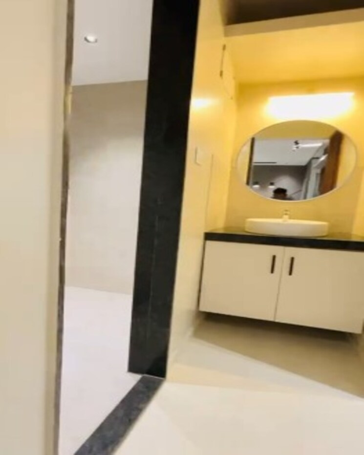 undefined, santacruz west 1.5 Bedroom 525 Sq.Ft. Apartment In Santacruz West Mumbai 8759169