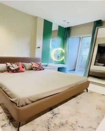 Bedroom in 1.5 BHK Apartment at Santacruz West – for Rent
