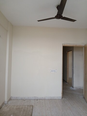 Room in 2 BHK Apartment at Agrasain Spaces Aagman, Sector 70 – for Rent