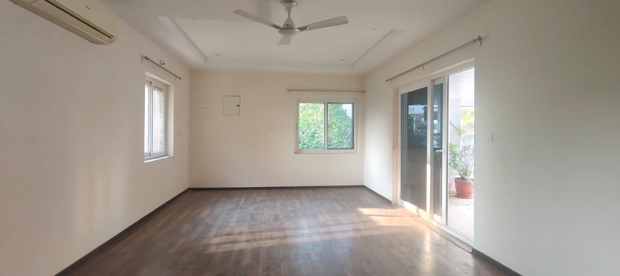 4 BHK + Pooja Room,Servant Room 5100 Sq.Ft. Villa in Rajapushpa Open Skies