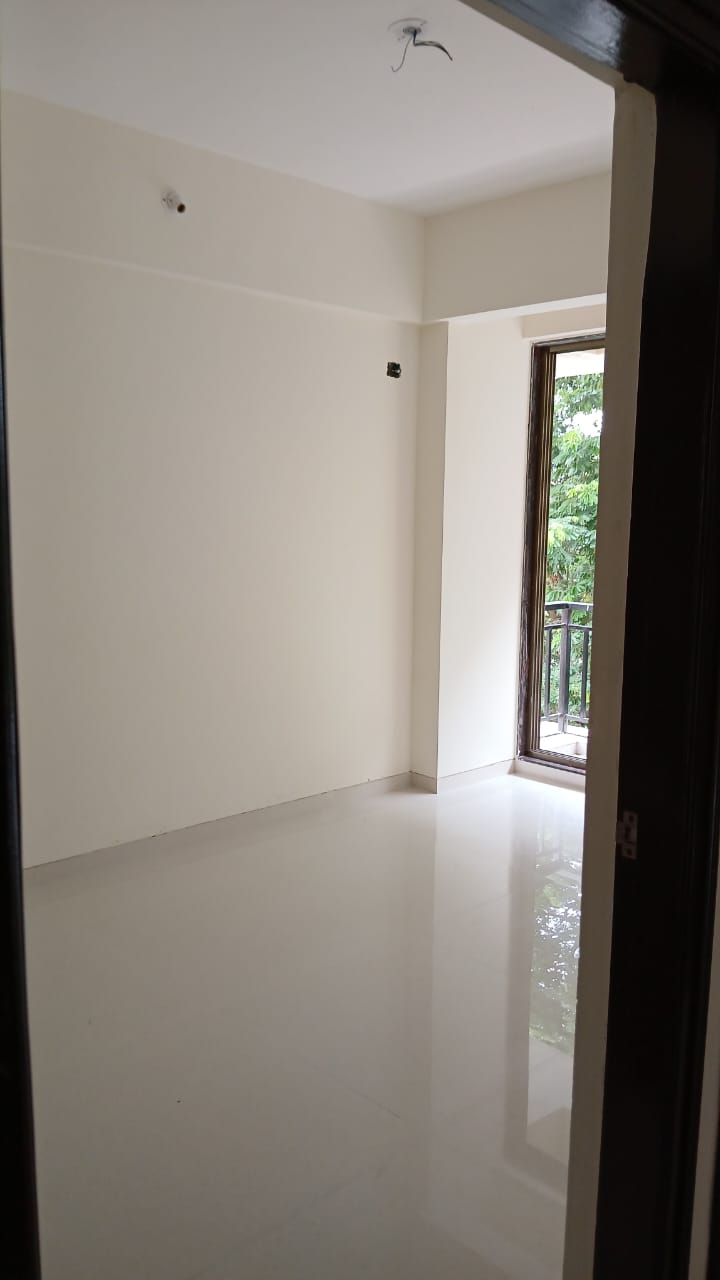 Room in 3 BHK Apartment at Ajanta CHS Shivaji Nagar, Shivaji Nagar – for Sale
