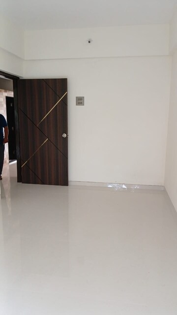 Room in 3 BHK Apartment at Ajanta CHS Shivaji Nagar, Shivaji Nagar – for Sale