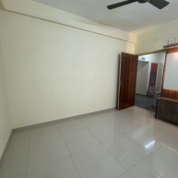 2 BHK Apartment For Rent in Pyramid Pride, Sector 76