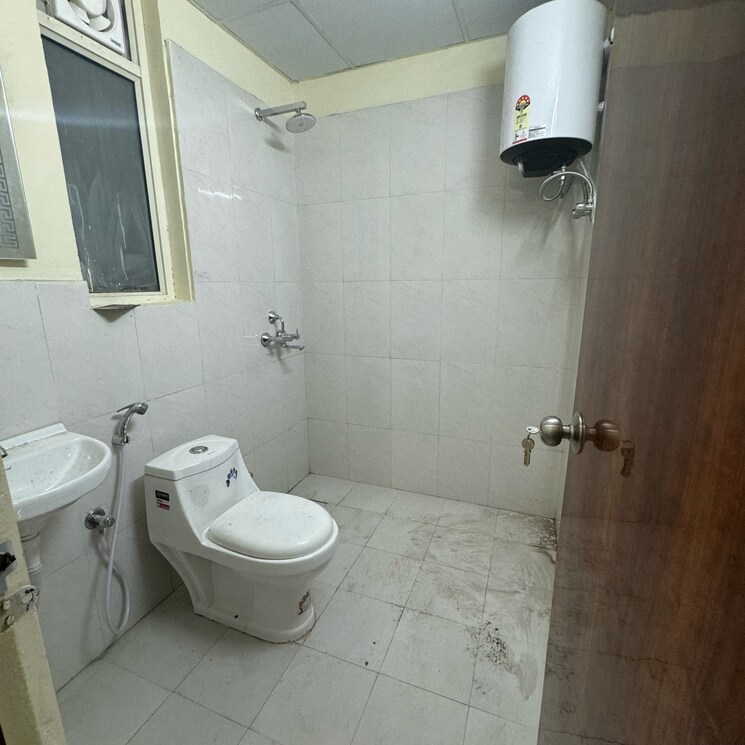 Bathroom, pyramid-pride 2 Bedroom 598 Sq.Ft. Apartment In Sector 76 Gurgaon 8759459