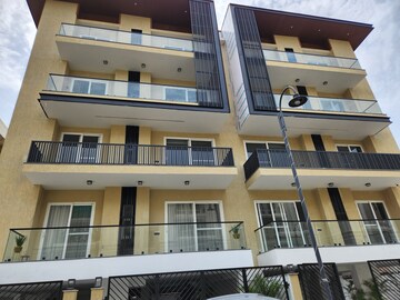 4 BHK Apartment For Sale in Anant Raj The Estate Floors, Sector 63a
