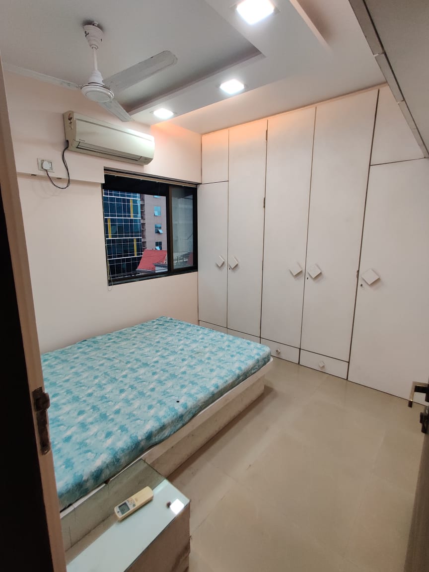 2 BHK Apartment For Rent in R J Real Estate Consultan