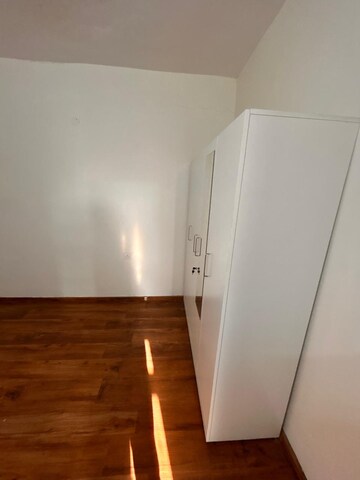 Room in 3 BHK Builder Floor at Signature Global Park 4 and 5, Sohna Sector 36 – for Rent