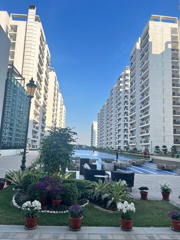 3 BHK Apartment – Exterior View View at Central Park Flower Valley Aqua Front Towers, Sohna Sector 33 - for Rent