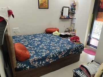 Bedroom in 2 BHK Apartment at Lodha Amara, Kolshet Road – for Rent