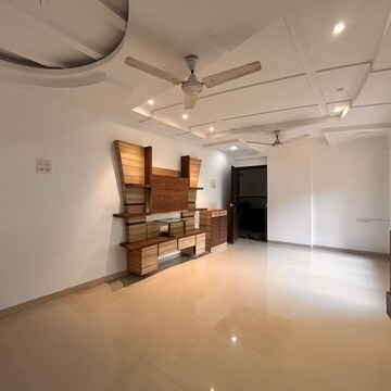 Living Room in 2 BHK Apartment at Suncity Complex, Tirandaz – for Rent