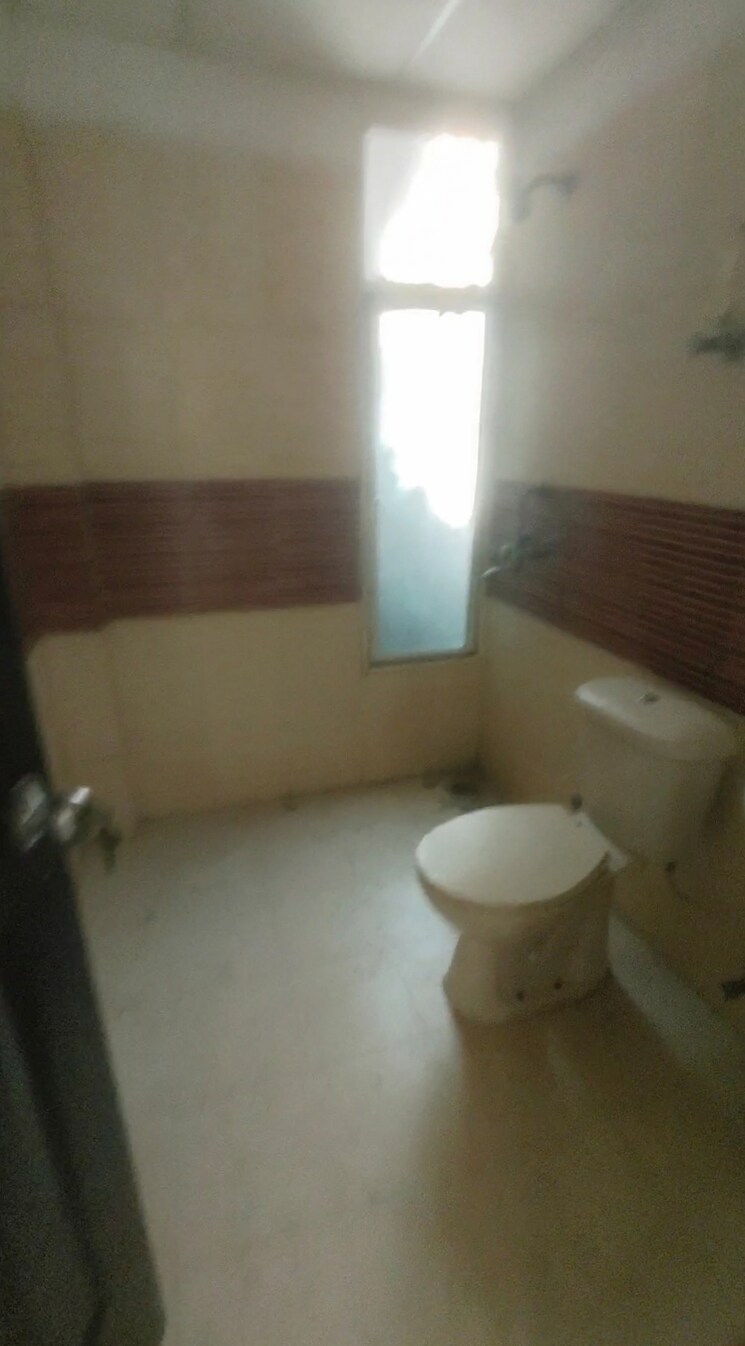 Bathroom, keltech-golf-vista 3 Bedroom 1725 Sq.Ft. Apartment In Dundahera Ghaziabad 8759583
