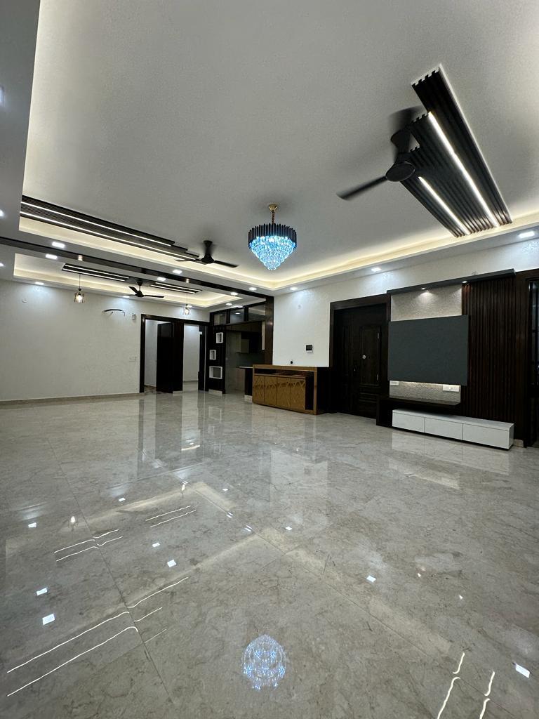 4 BHK Builder Floor For Sale in Niti Khand I