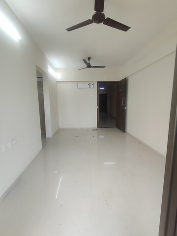 Room in 2 BHK Apartment at Rustomjee Avenue L1, Virar West – for Rent