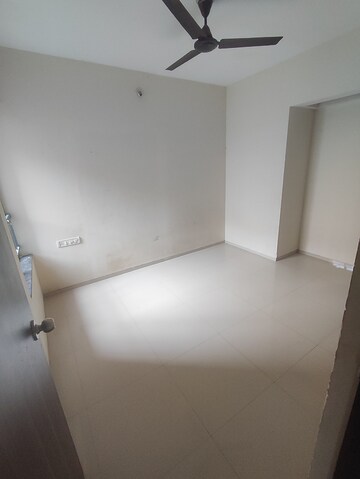 Room in 2 BHK Apartment at Rustomjee Avenue L1, Virar West – for Rent
