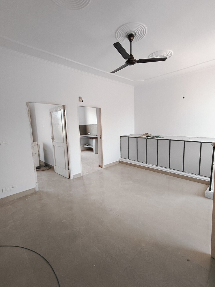 Room, sunny enclave 2 Bedroom 1500 Sq.Ft. Apartment In Sunny Enclave Mohali 8759631
