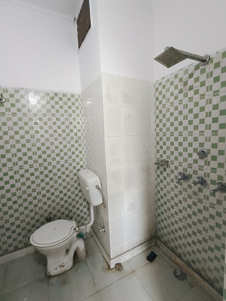 Bathroom, sunny enclave 2 Bedroom 1500 Sq.Ft. Apartment In Sunny Enclave Mohali 8759631