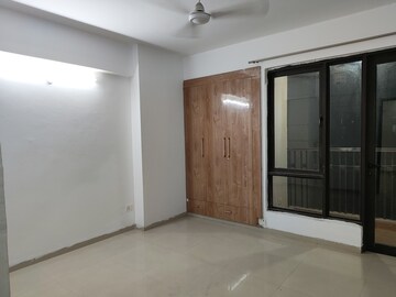 Room in 2 BHK Apartment at Logix Blossom County, Sector 137 – for Rent