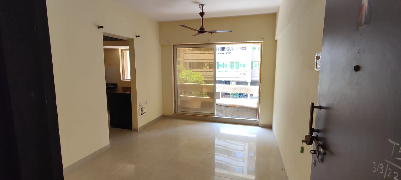1 BHK + Study Room 630 Sq.Ft. Apartment in Rustomjee Avenue H