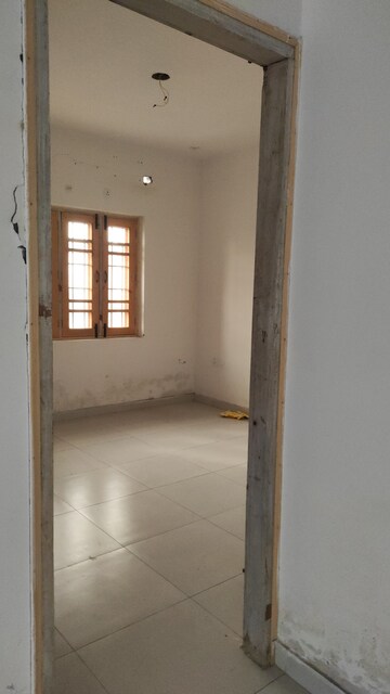 Furnished Amenities in 3 BHK Builder Floor at Shimla Bypass Road – for Rent