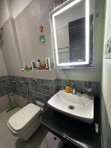 Master Bedroom in 2 BHK Apartment at Mayfair Astral, Jogeshwari West – for Rent