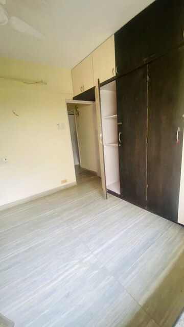 Room in 1 BHK Apartment at Kamala Vihar CHS, Kandivali West – for Rent