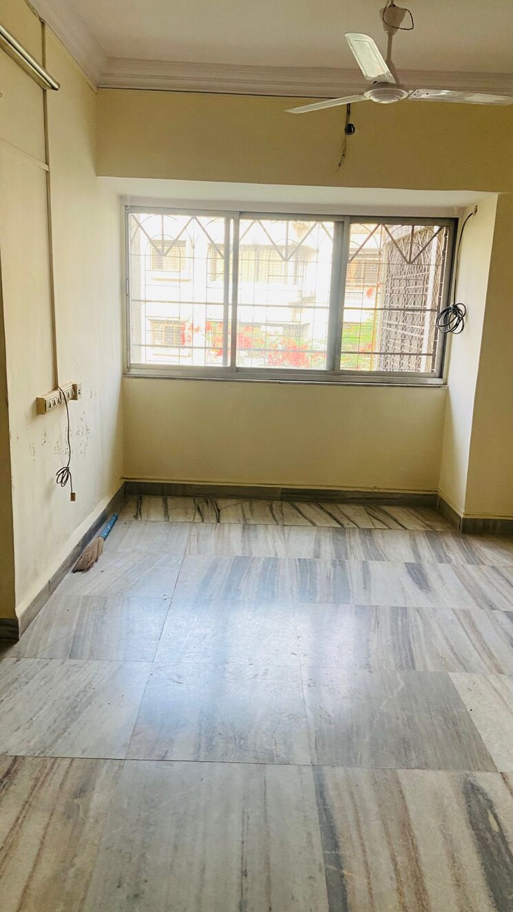 Room, kamala-vihar-chs 1 Bedroom 450 Sq.Ft. Apartment In Kandivali West Mumbai 8759707