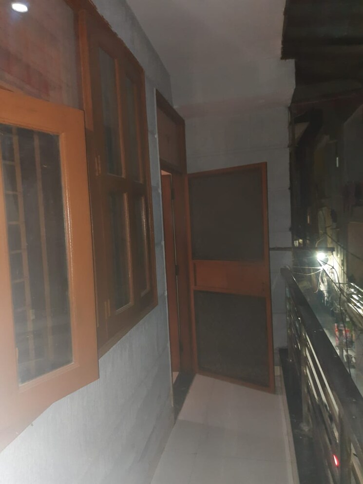 Kitchen, mahavir enclave 1 3 Bedroom 900 Sq.Ft. Builder Floor In Mahavir Enclave 1 Delhi 8759705