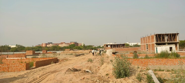undefined, sector 144  50 Sq.Yd. Plot In Sector 144 Noida 8759718