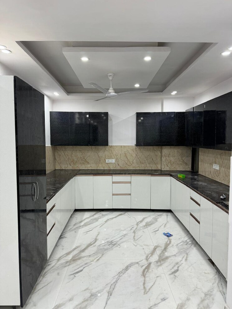 Kitchen, malviya nagar 2 Bedroom 1000 Sq.Ft. Builder Floor In Malviya Nagar Delhi 8759735